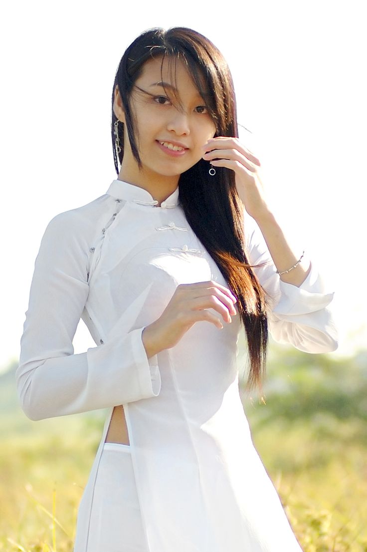 アオザイを着ているベトナム人女子高生の素人エロ画像-181