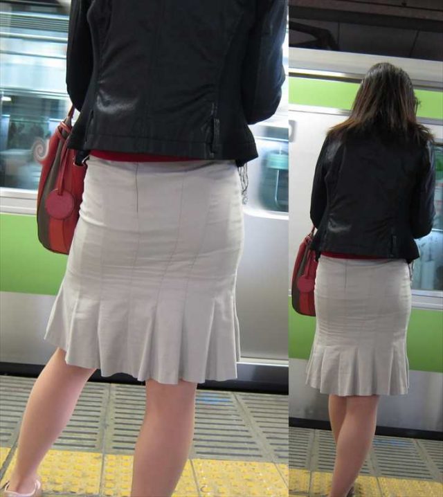 白いパンツやスカートのお尻を街撮りした素人エロ画像-086