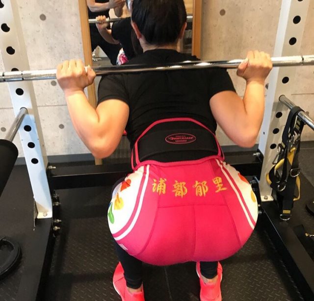 女性アスリートの引き締まったエッチすぎるお尻の画像-029