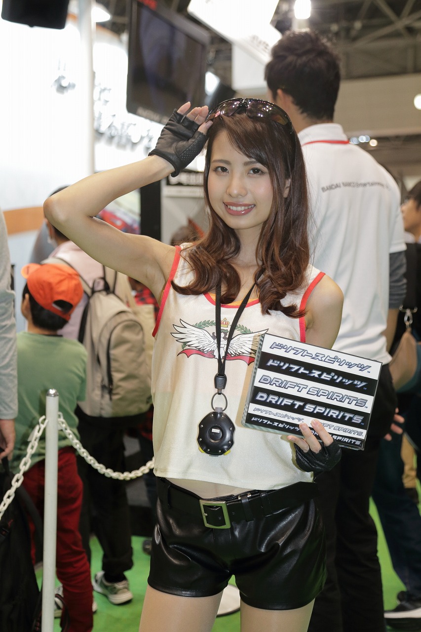 東京モーターショー2015・コンパニオンお姉さんのエロ画像08