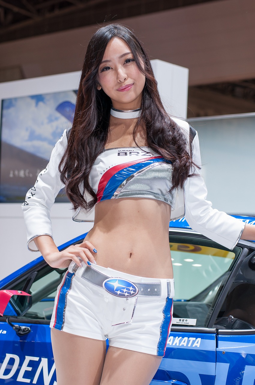東京モーターショー2015・コンパニオンお姉さんのエロ画像47